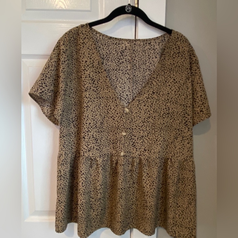 Leopard Top